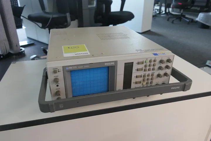 PHILIPS - Digital Storage Oscilloscope Typ: PM 3335/40